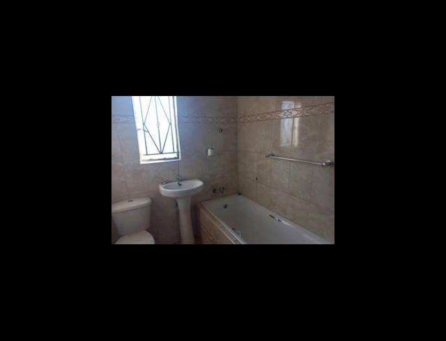 3 BEDROOM PROPERTY TO RENT IN PROTEA GLEN